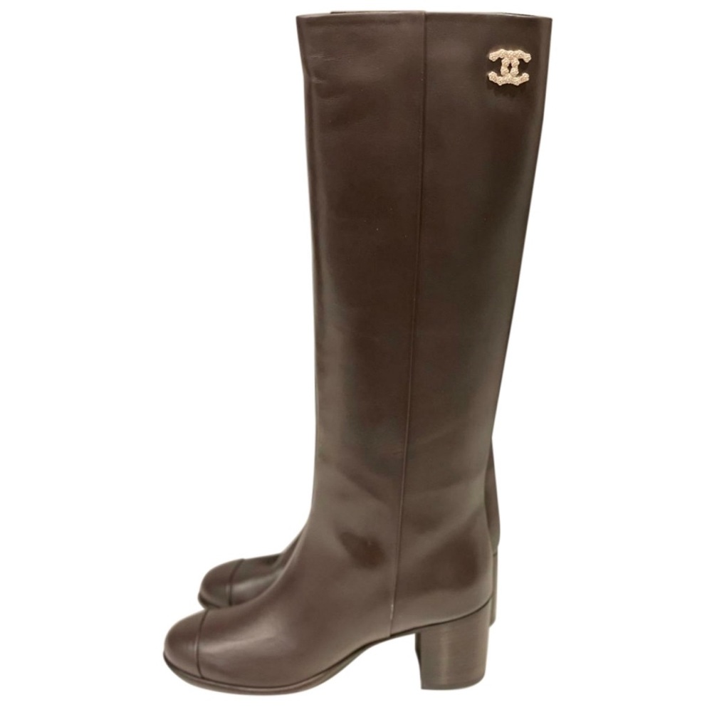 Chanel 2020 20 A Season brown boots new with box